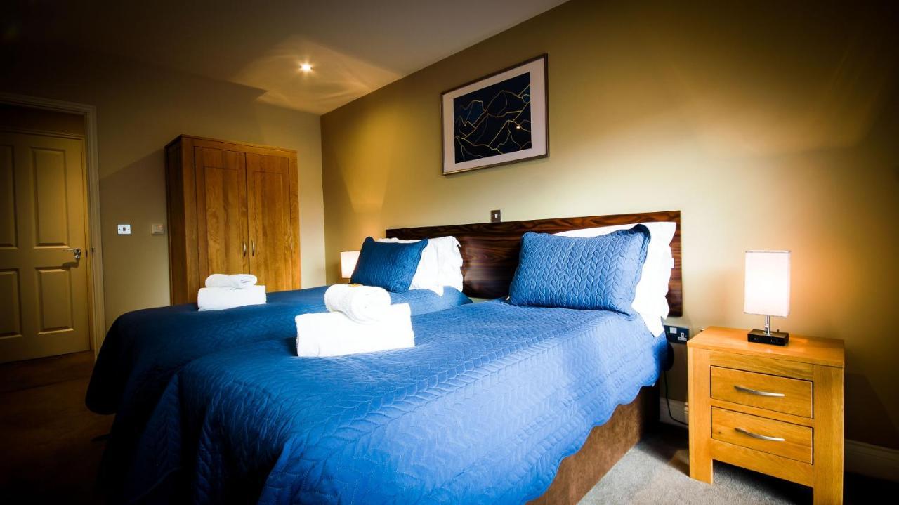 Superb City Center 1 Or 2 Bedroom Apts King Bed Саутгемптон Экстерьер фото